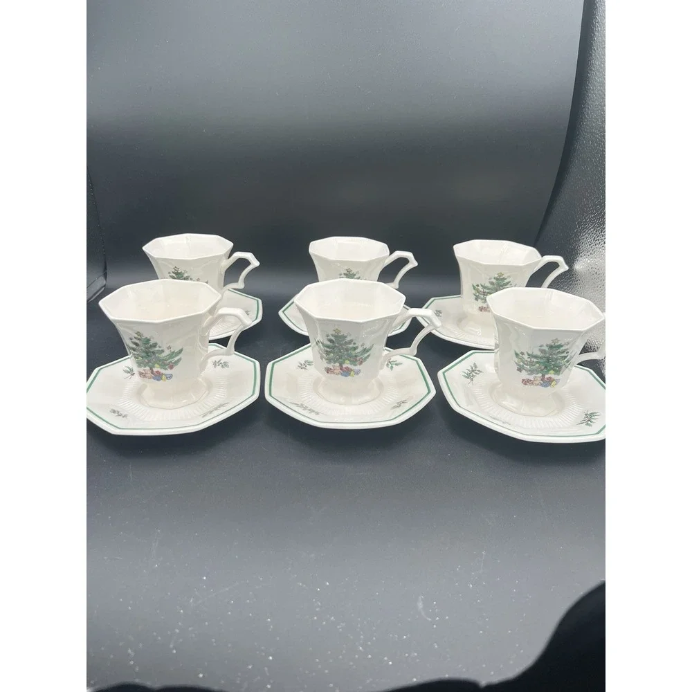 🎄‎ Nikko Christmastime Coffee Cup & Saucer Set–Holly & Christmas Tree–Vintage☕